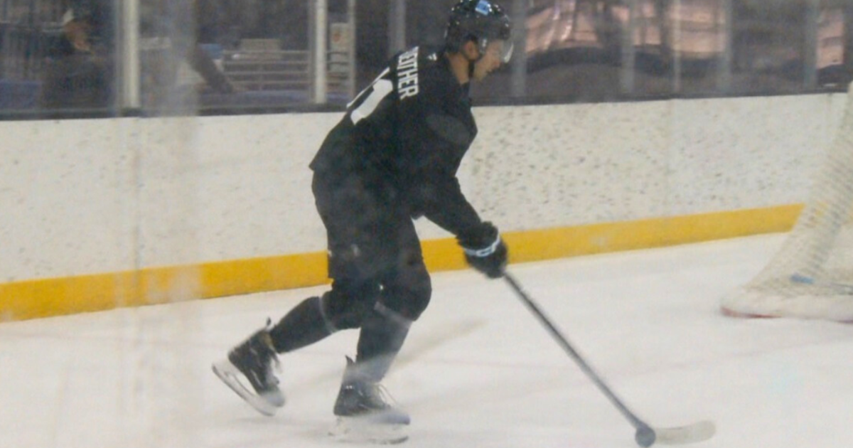 Dylan Guenther signs 8-year contract with Utah Hockey Club